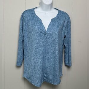 L.L. Bean Women’s Petite Light Blue and Gray Patterned Blouse Size MP